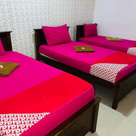Kings Gate Airport Transit Hotel Катунаяка Экстерьер фото