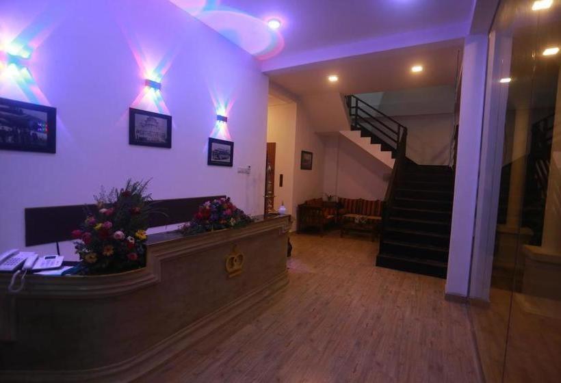 Kings Gate Airport Transit Hotel Катунаяка Экстерьер фото