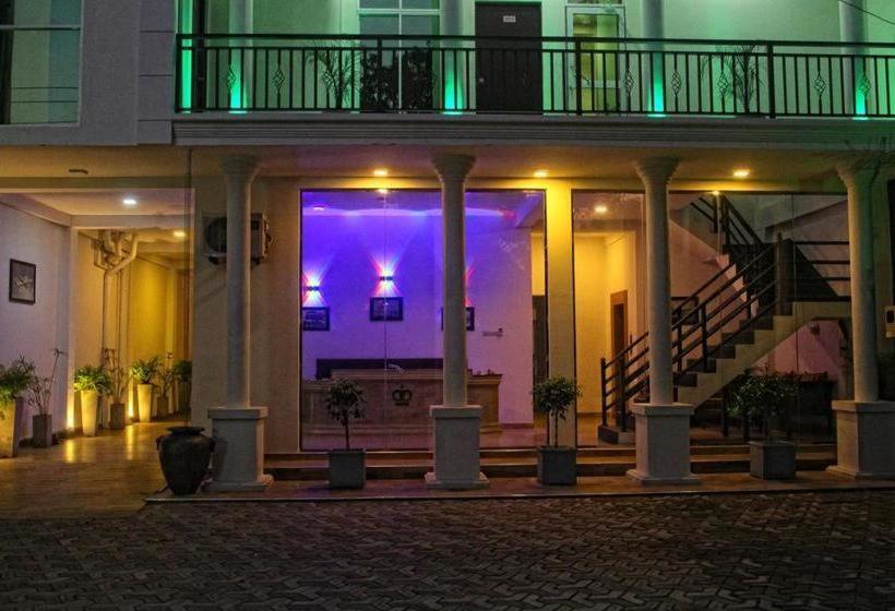 Kings Gate Airport Transit Hotel Катунаяка Экстерьер фото