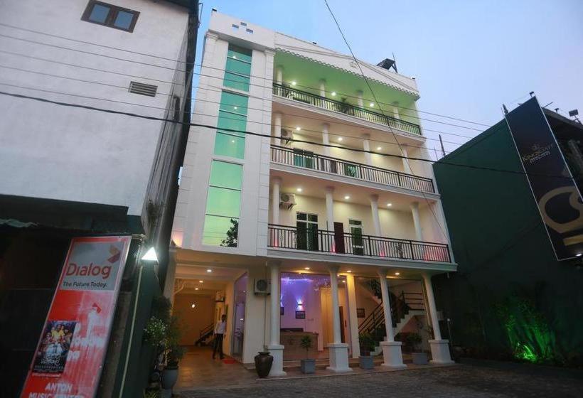 Kings Gate Airport Transit Hotel Катунаяка Экстерьер фото