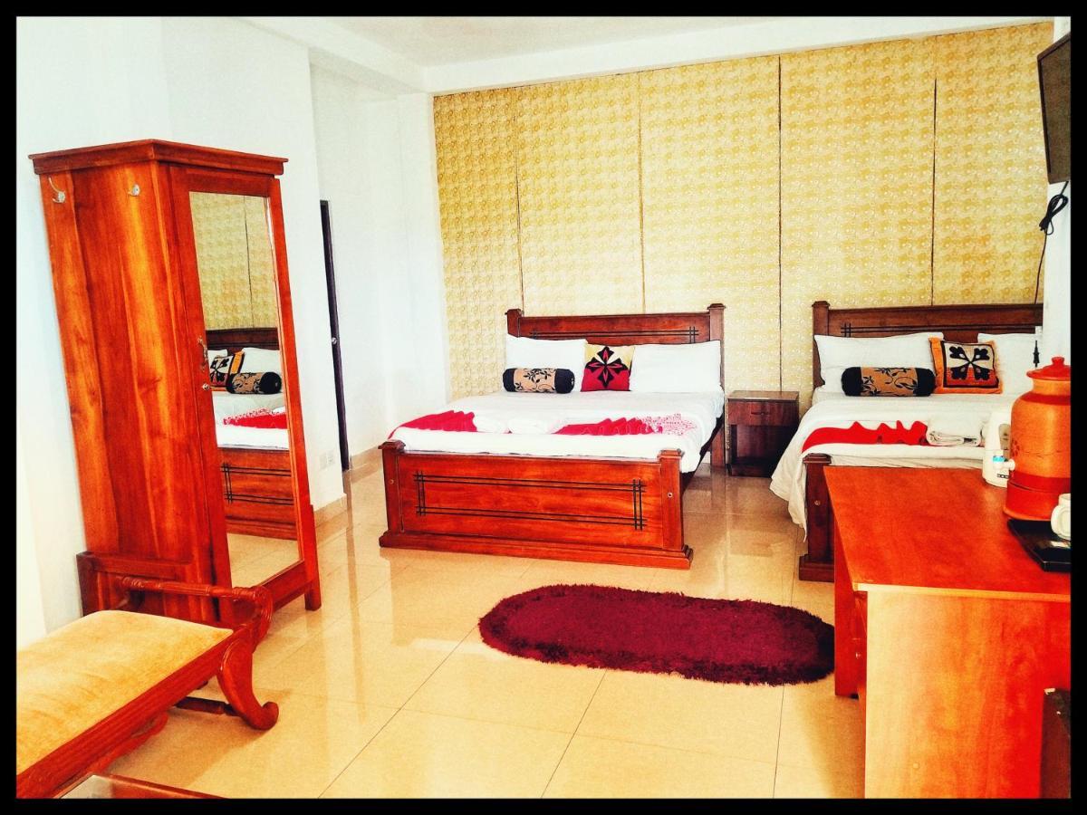 Kings Gate Airport Transit Hotel Катунаяка Экстерьер фото