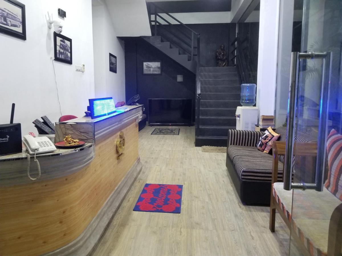 Kings Gate Airport Transit Hotel Катунаяка Экстерьер фото