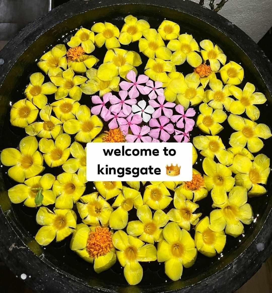 Kings Gate Airport Transit Hotel Катунаяка Экстерьер фото