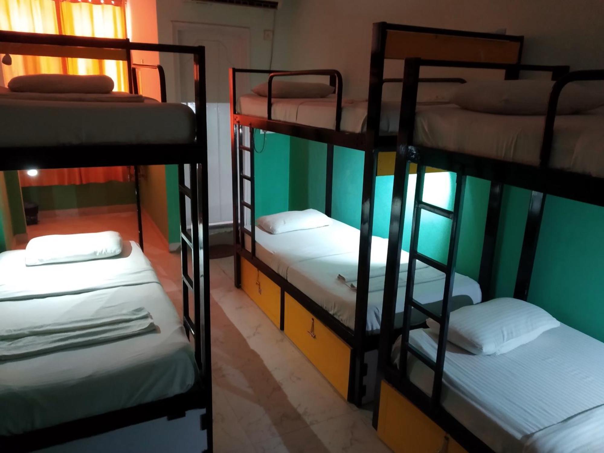 Kings Gate Airport Transit Hotel Катунаяка Экстерьер фото